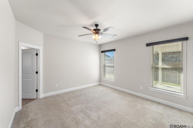 40205 Maddie Dr, Prairieville, LA 70769