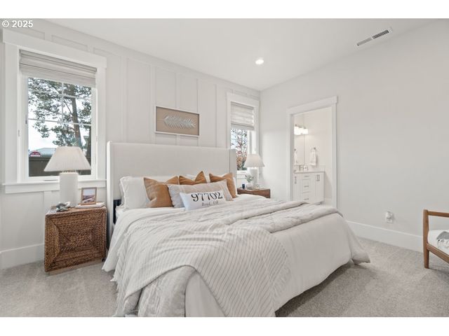 2462 N Vale St, Newberg, OR 97132