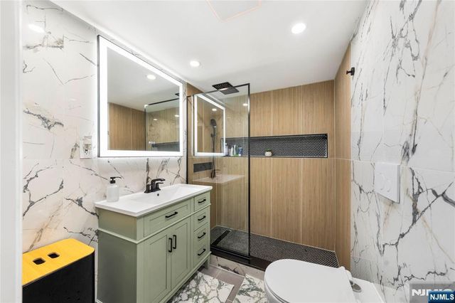 37 Harmon Street, Lincoln Park Borough, NJ 07035