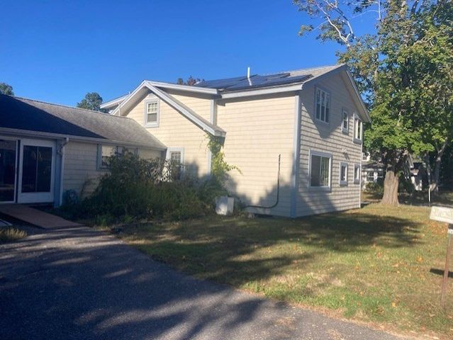 32 Chestnut St., Wareham, MA 02571