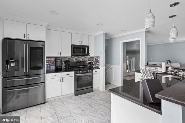 115 EDGEBROOK RD, Hamilton, NJ 08691