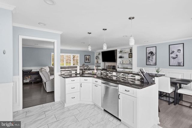 115 EDGEBROOK RD, Hamilton, NJ 08691