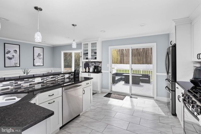 115 EDGEBROOK RD, Hamilton, NJ 08691