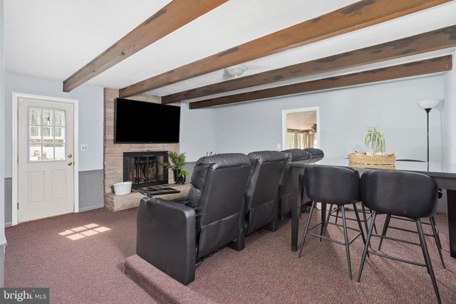 115 EDGEBROOK RD, Hamilton, NJ 08691