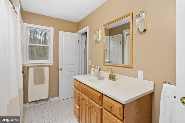 115 EDGEBROOK RD, Hamilton, NJ 08691