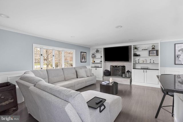 115 EDGEBROOK RD, Hamilton, NJ 08691