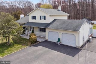 115 EDGEBROOK RD, Hamilton, NJ 08691