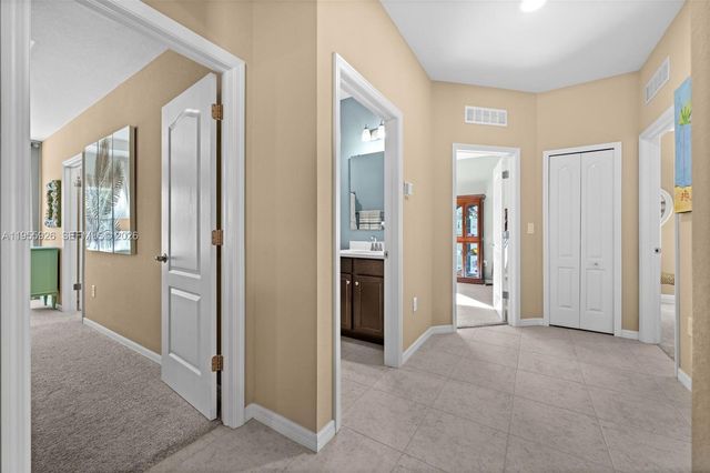 2213 SW 7th Place, Cape Coral, FL 33991