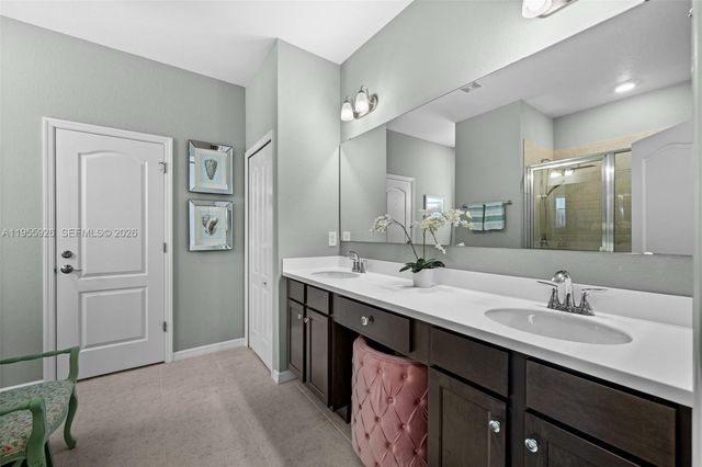 2213 SW 7th Place, Cape Coral, FL 33991