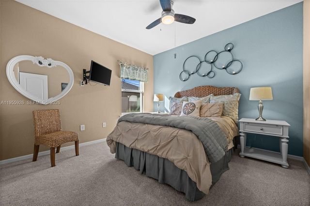 2213 SW 7th Place, Cape Coral, FL 33991