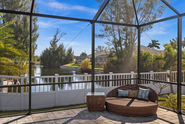 2213 SW 7th Place, Cape Coral, FL 33991