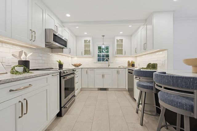 36 Grandview Ave, Melrose, MA 02176