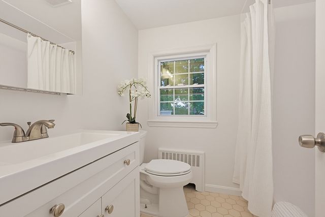 36 Grandview Ave, Melrose, MA 02176