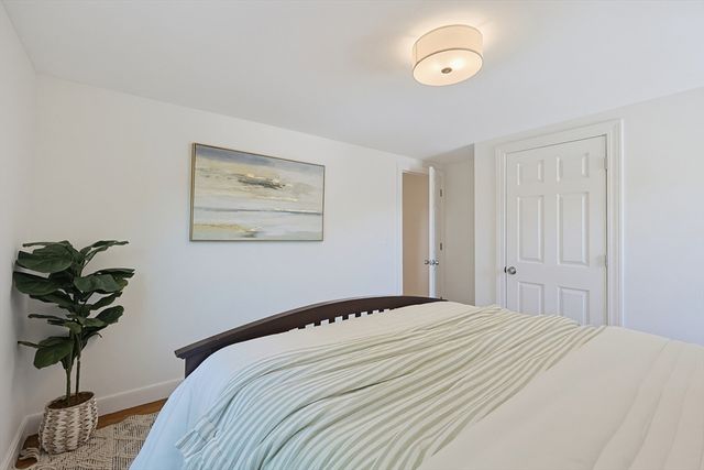 36 Grandview Ave, Melrose, MA 02176