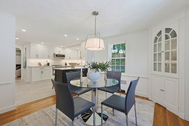 36 Grandview Ave, Melrose, MA 02176