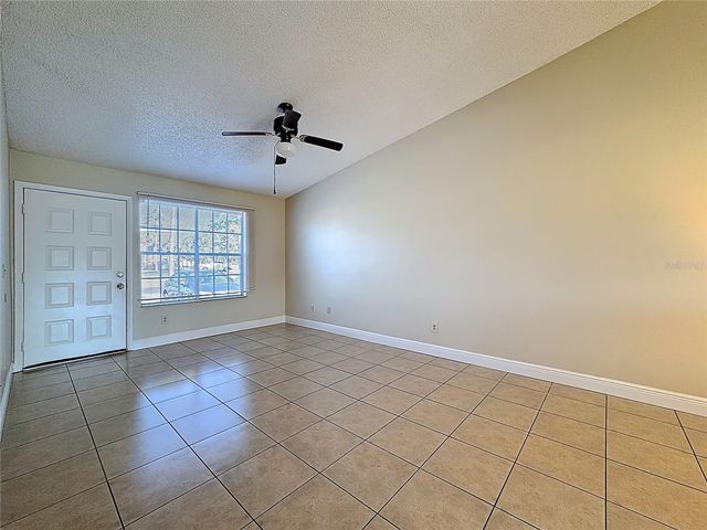 3208 HEMPSTEAD AVENUE, Kissimmee, FL 34741