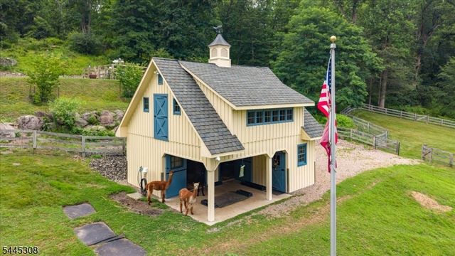 911 Ravine Rd, Lebanon Twp., NJ 07830