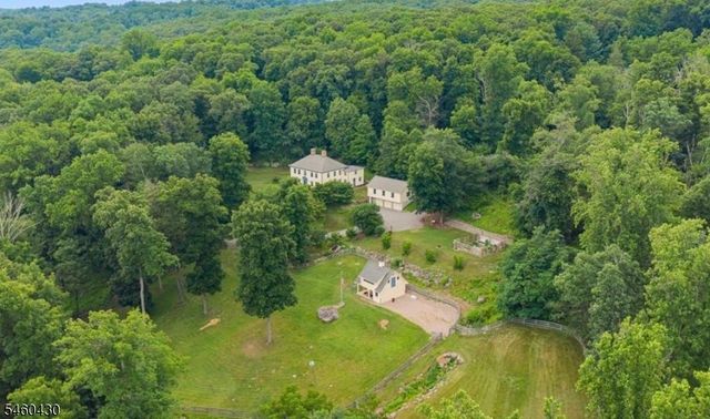 911 Ravine Rd, Lebanon Twp., NJ 07830