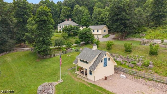 911 Ravine Rd, Lebanon Twp., NJ 07830