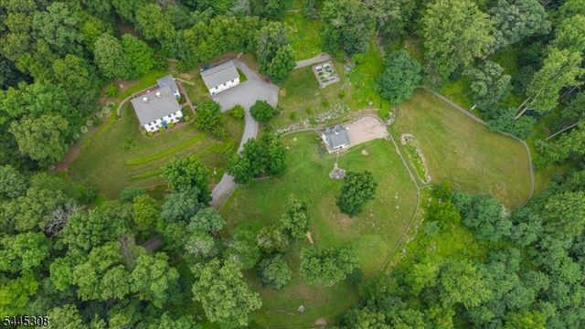 911 Ravine Rd, Lebanon Twp., NJ 07830