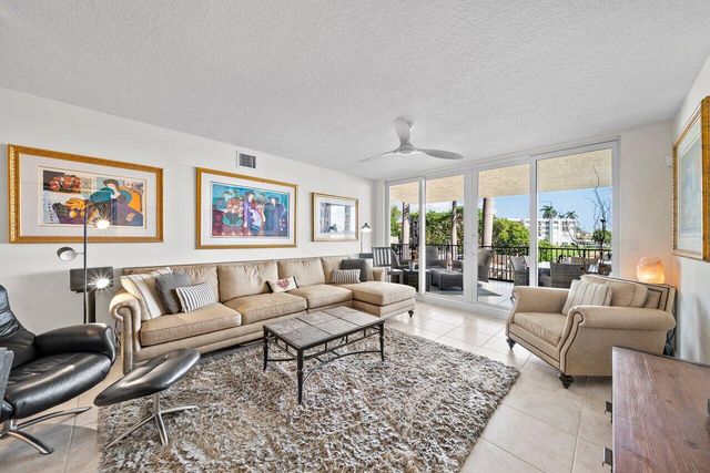 2700 N Federal Highway 203, Boynton Beach, FL 33435
