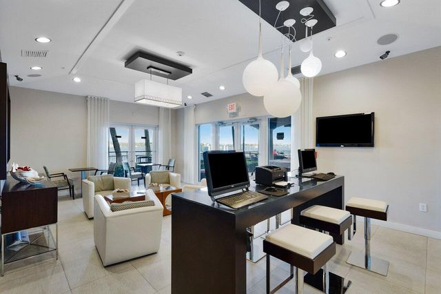 2700 N Federal Highway 203, Boynton Beach, FL 33435