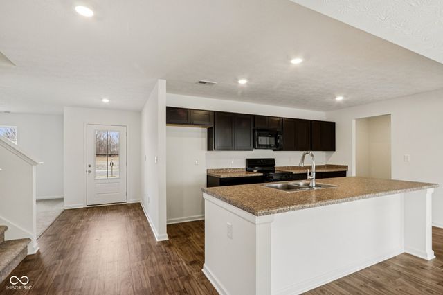 1325 Noel Trace Road, Danville, IN 46122