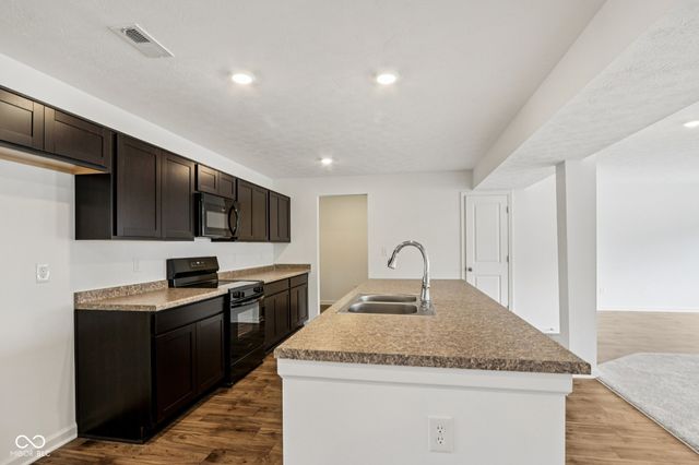 1325 Noel Trace Road, Danville, IN 46122