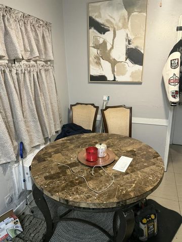 545 NW 81st St, Miami, FL 33150