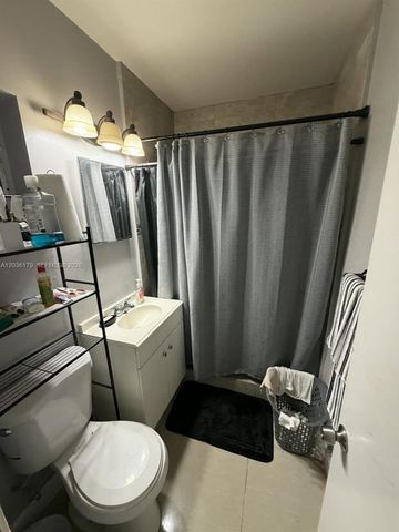 545 NW 81st St, Miami, FL 33150