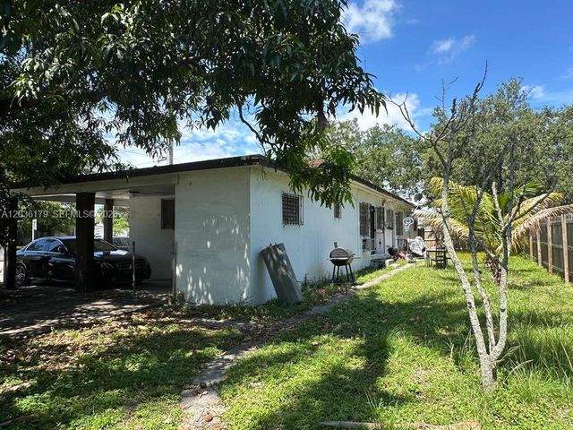 545 NW 81st St, Miami, FL 33150