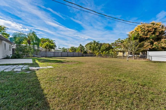 307 SE Husted Terrace, Port St. Lucie, Port St Lucie, FL 34983