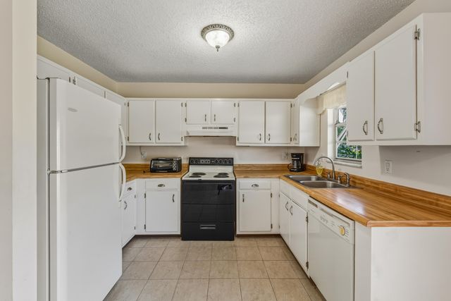 307 SE Husted Terrace, Port St. Lucie, Port St Lucie, FL 34983