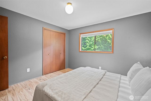 2357 Yew Street Road, Bellingham, WA 98229
