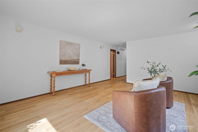 2357 Yew Street Road, Bellingham, WA 98229