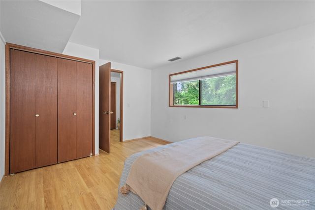 2357 Yew Street Road, Bellingham, WA 98229