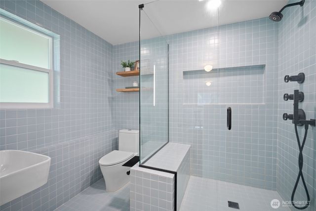 2357 Yew Street Road, Bellingham, WA 98229