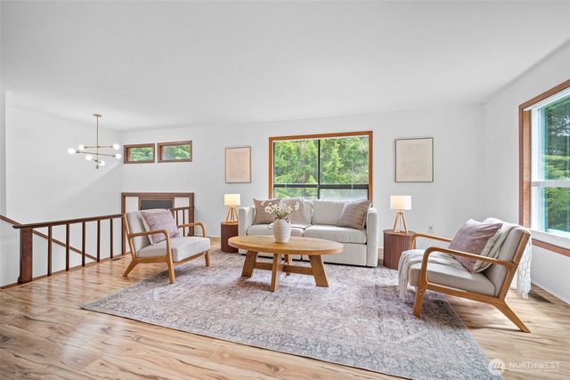 2357 Yew Street Road, Bellingham, WA 98229