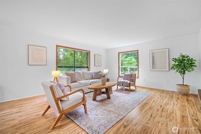 2357 Yew Street Road, Bellingham, WA 98229