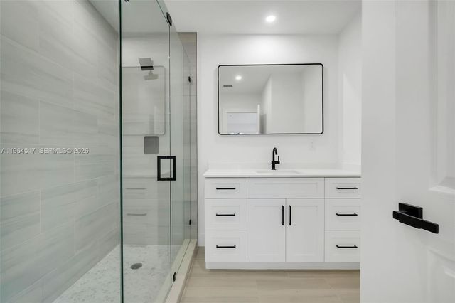 17887 78th Pl, Hialeah, FL 33015