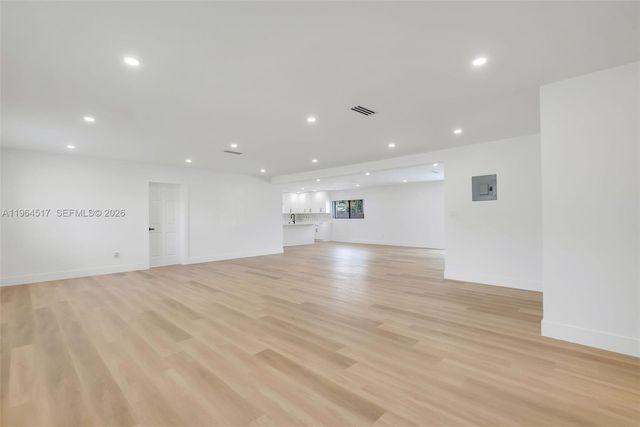 17887 78th Pl, Hialeah, FL 33015