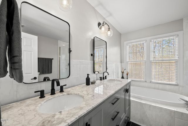 10009 Duval Street, Raleigh, NC 27614