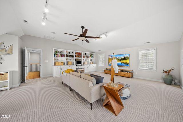 10009 Duval Street, Raleigh, NC 27614