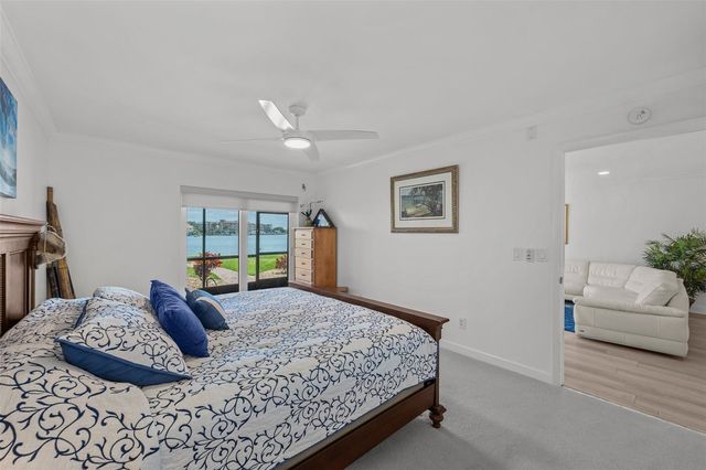 4740 BRITTANY DRIVE S 31, St Petersburg, FL 33715