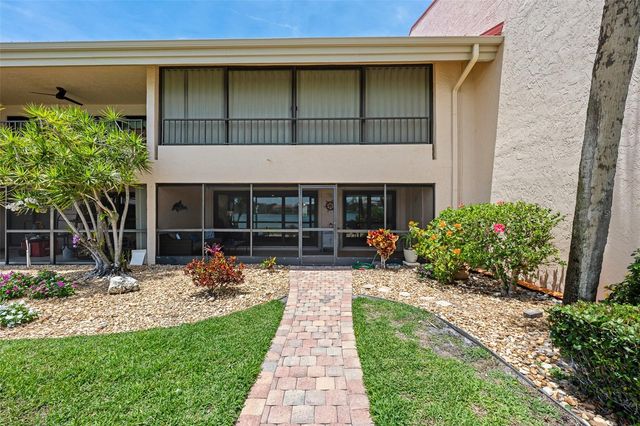 4740 BRITTANY DRIVE S 31, St Petersburg, FL 33715