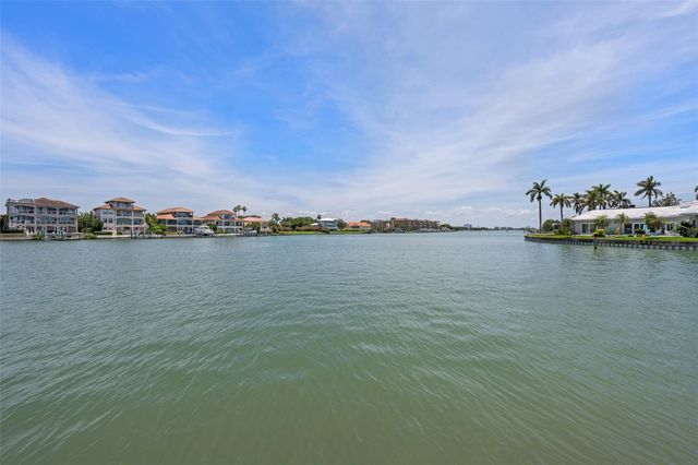 4740 BRITTANY DRIVE S 31, St Petersburg, FL 33715