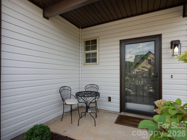 218 Water Leaf Drive, Weaverville, NC 28787