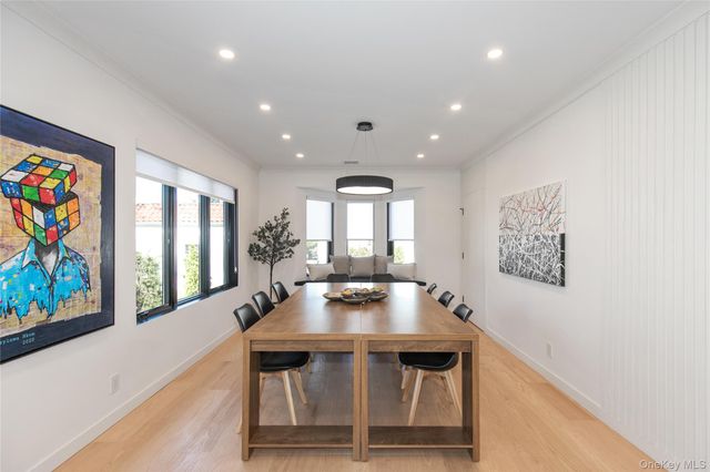 1 Bentley Road, Great Neck, NY 11023