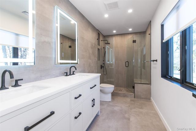 1 Bentley Road, Great Neck, NY 11023