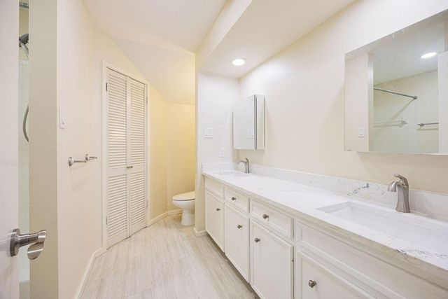 1856 S Gessner Road, Houston, TX 77063